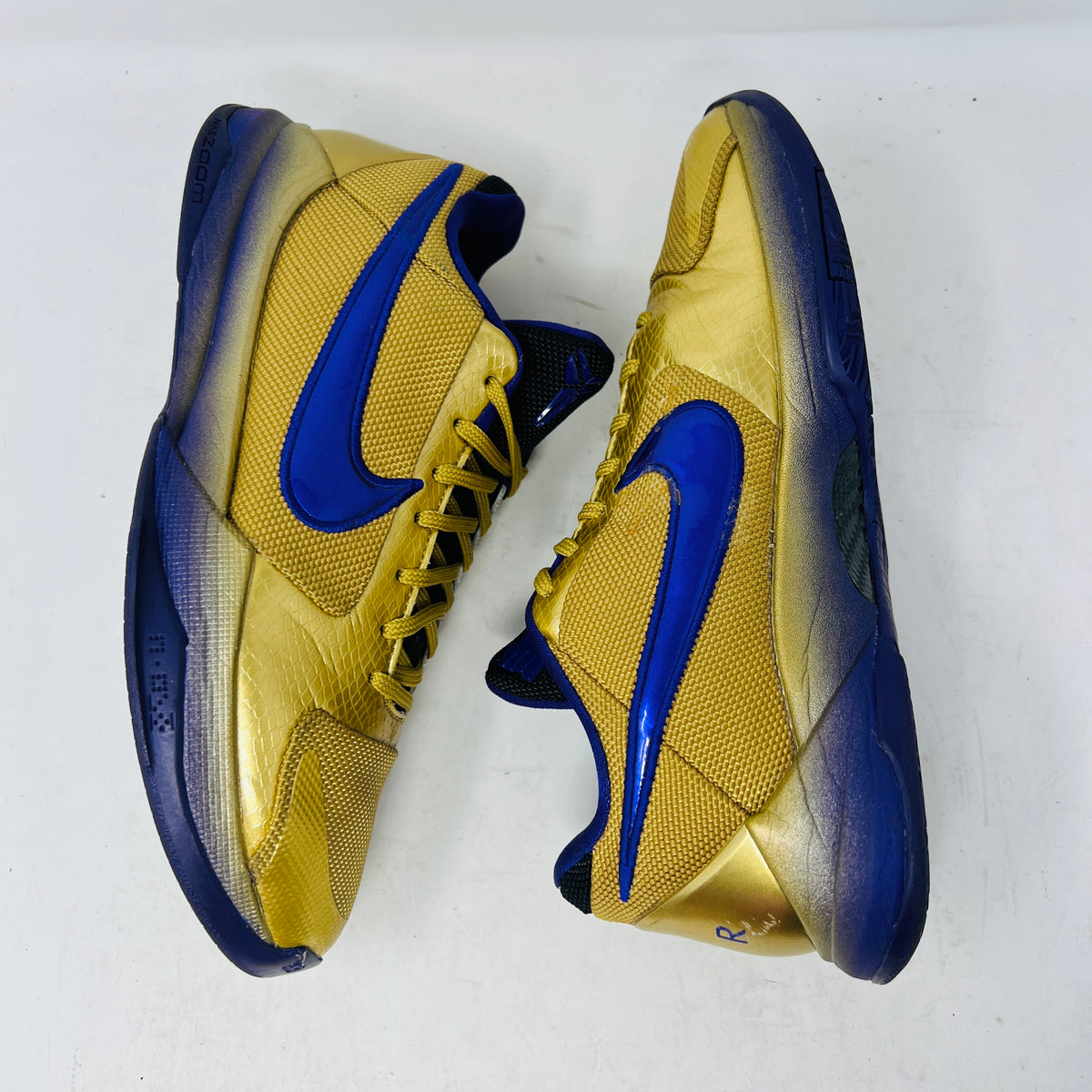 Nike Kobe 5 Protro Undefeated Hall of Fame