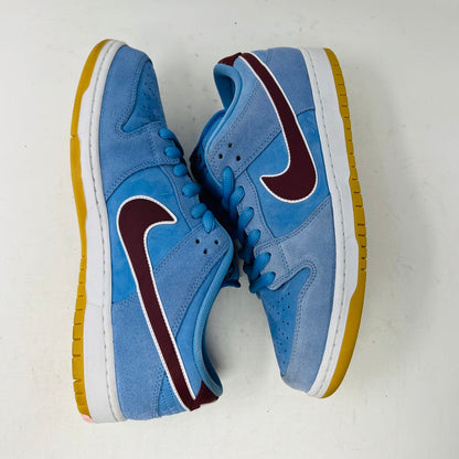 Nike SB Dunk Low Philadelphia Phillies