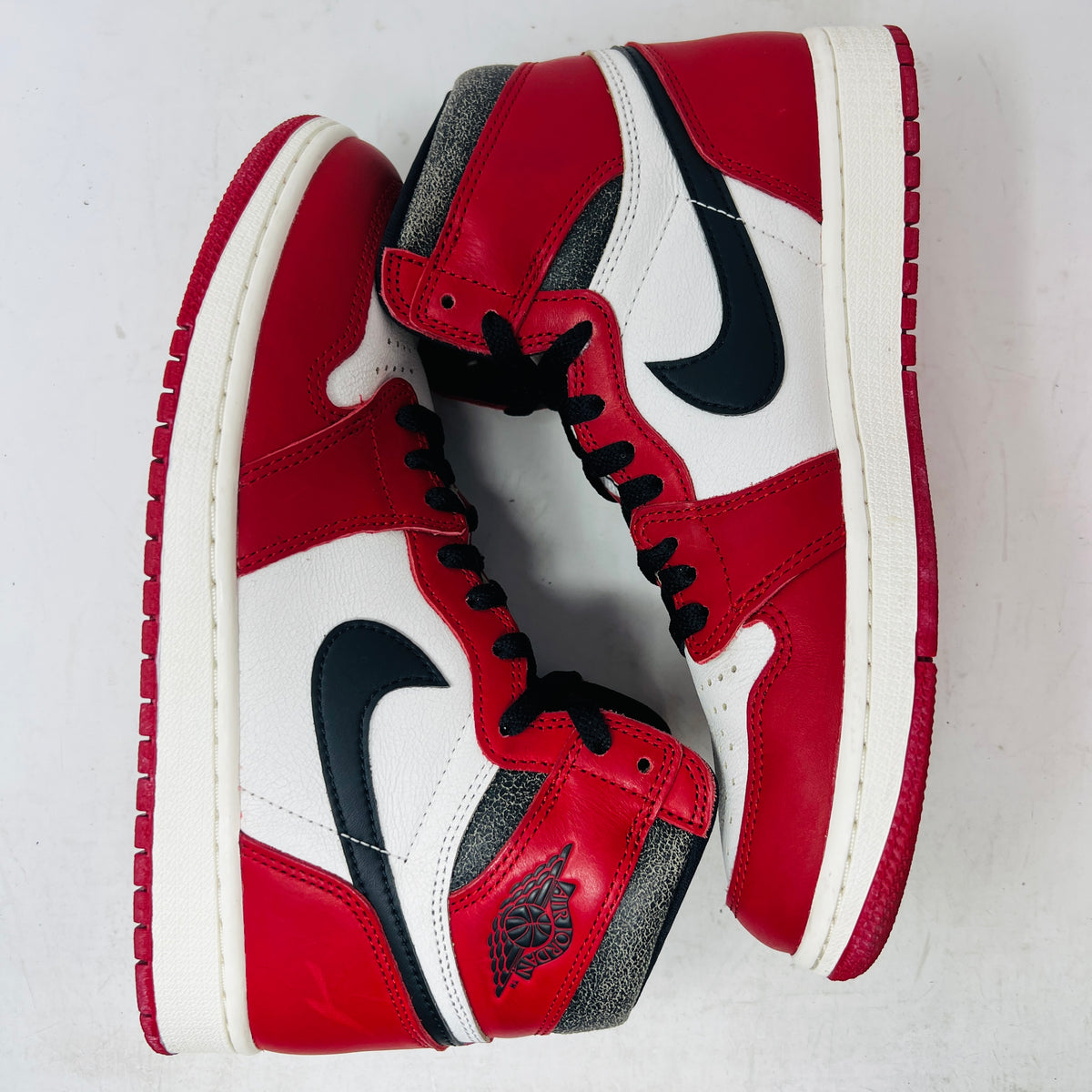 Jordan 1 Retro High OG Chicago Lost and Found