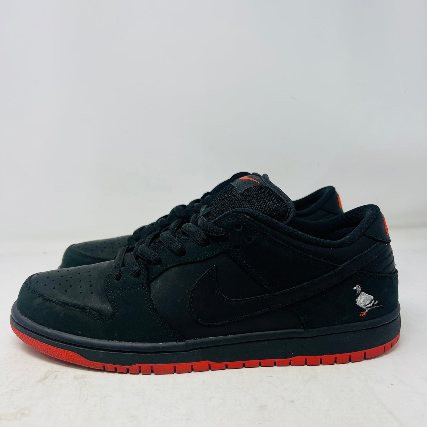 Nike SB Dunk Low Black Pigeon