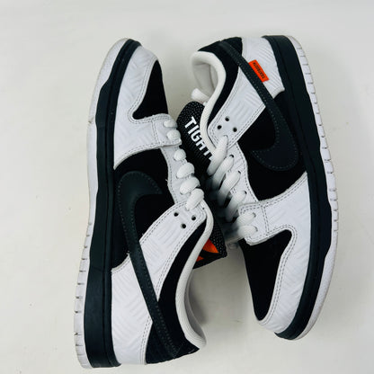 Nike SB Dunk Low TIGHTBOOTH
