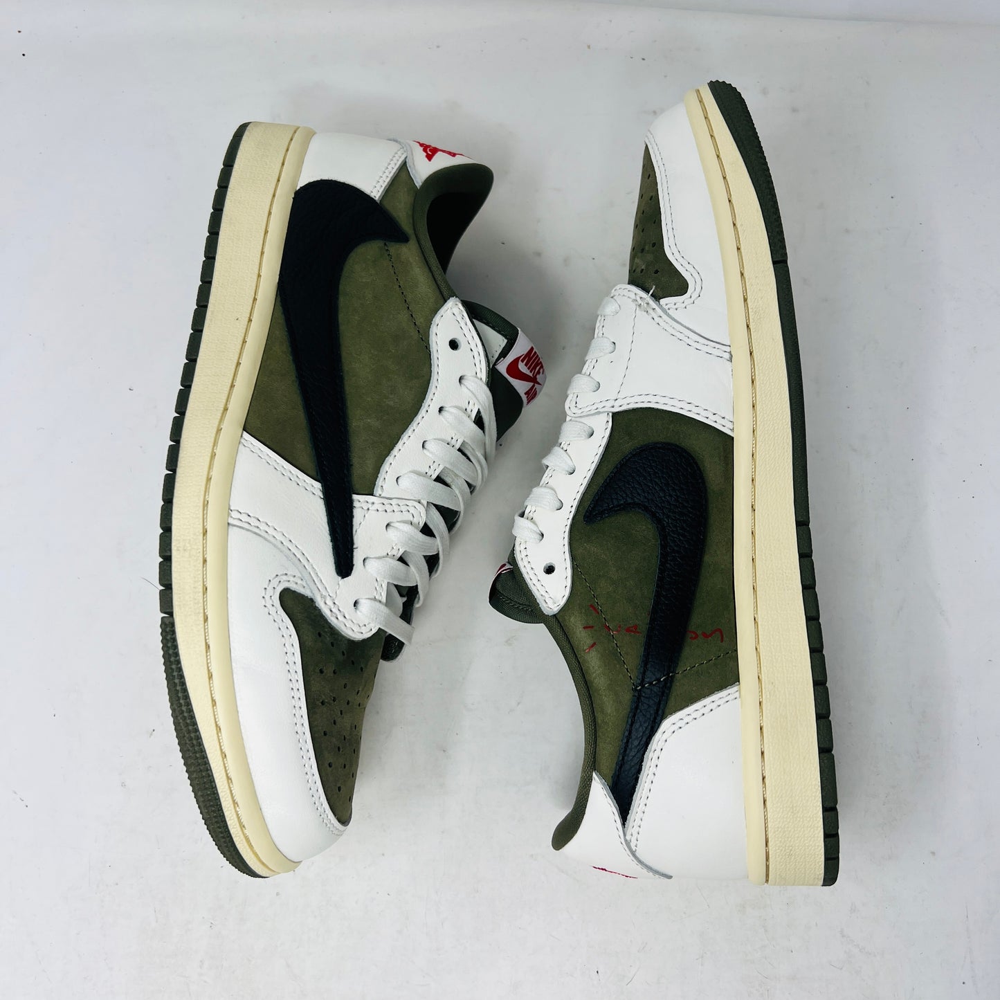 Jordan 1 Retro Low OG SP Travis Scott Medium Olive