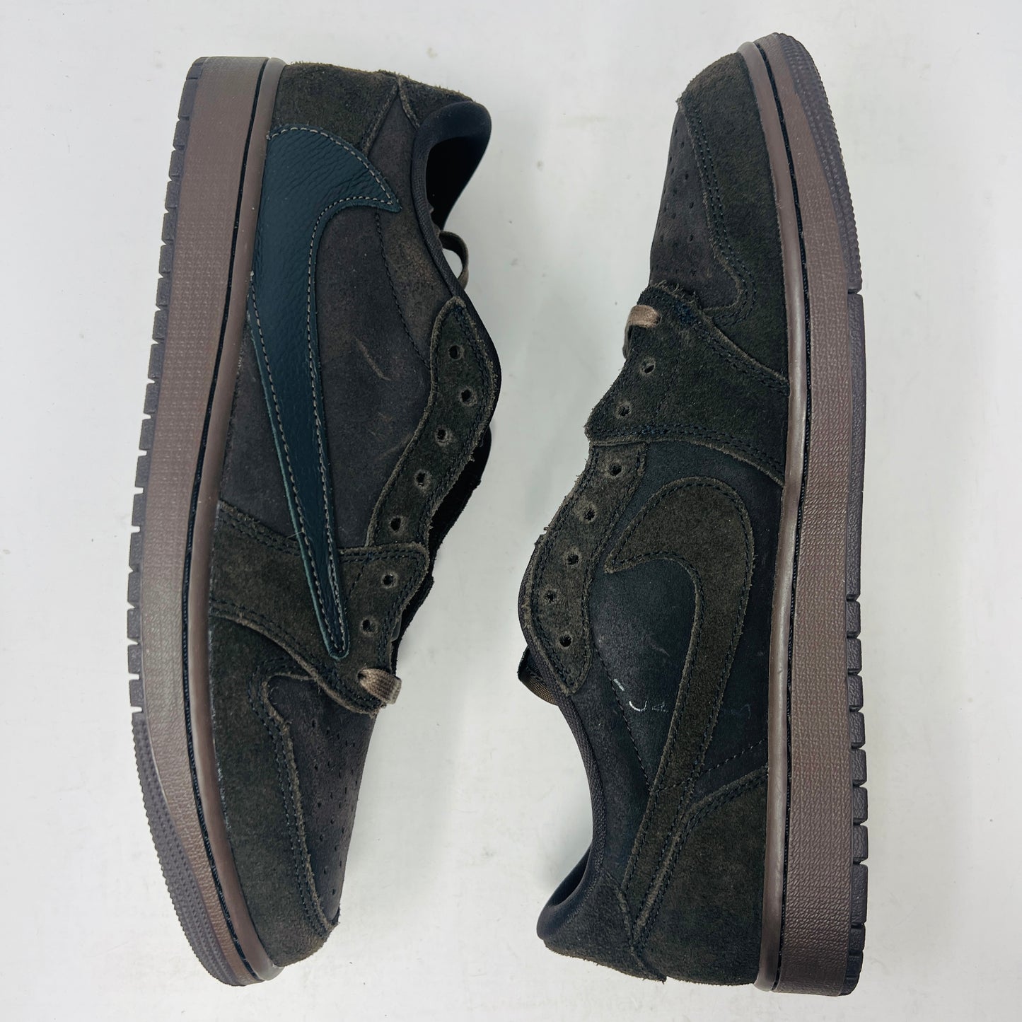 Jordan 1 Retro Low OG SP Travis Scott Velvet Brown