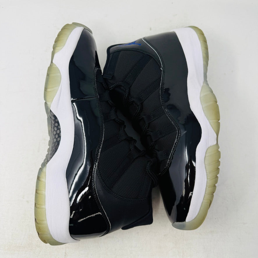 Jordan 11 Retro Space Jam (2016)