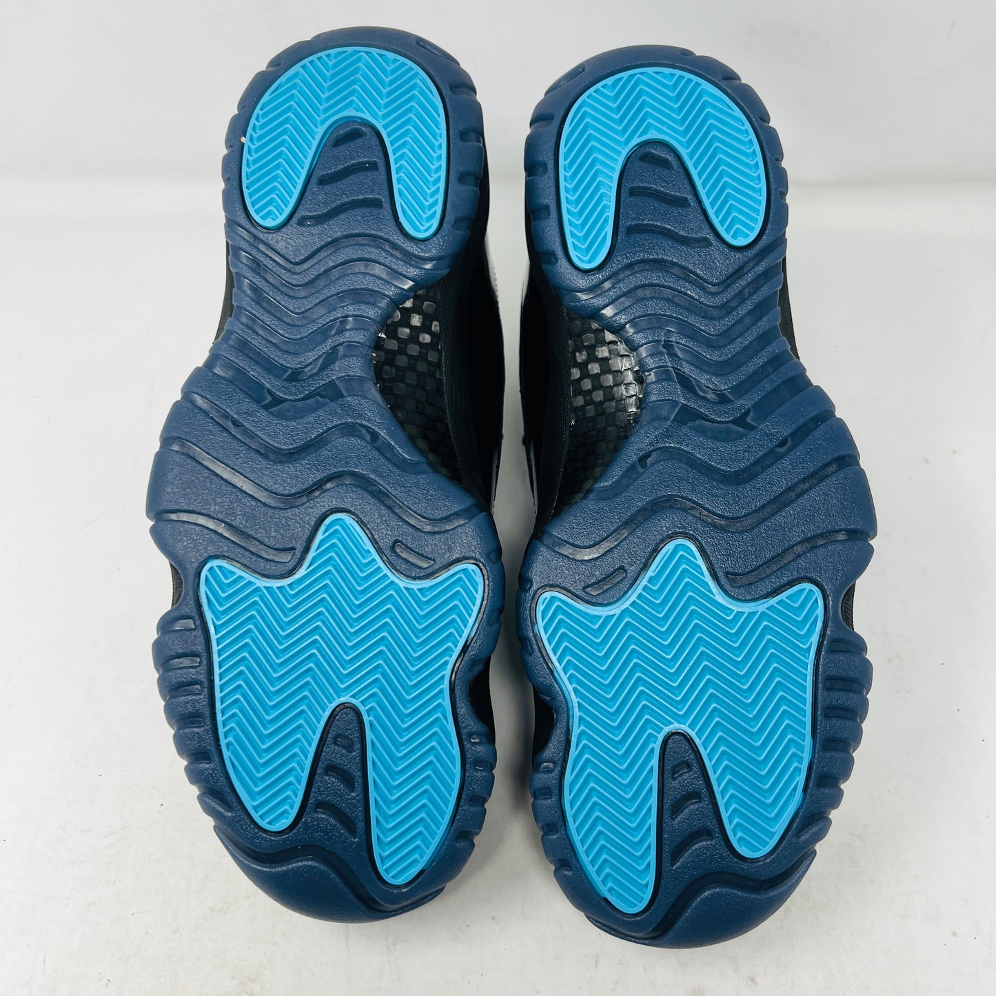Jordan 11 Retro Gamma Blue (2025)