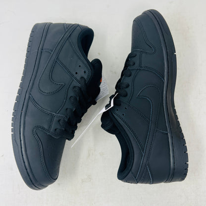 Nike SB Dunk Low Pro Triple Black (Sample Pair)