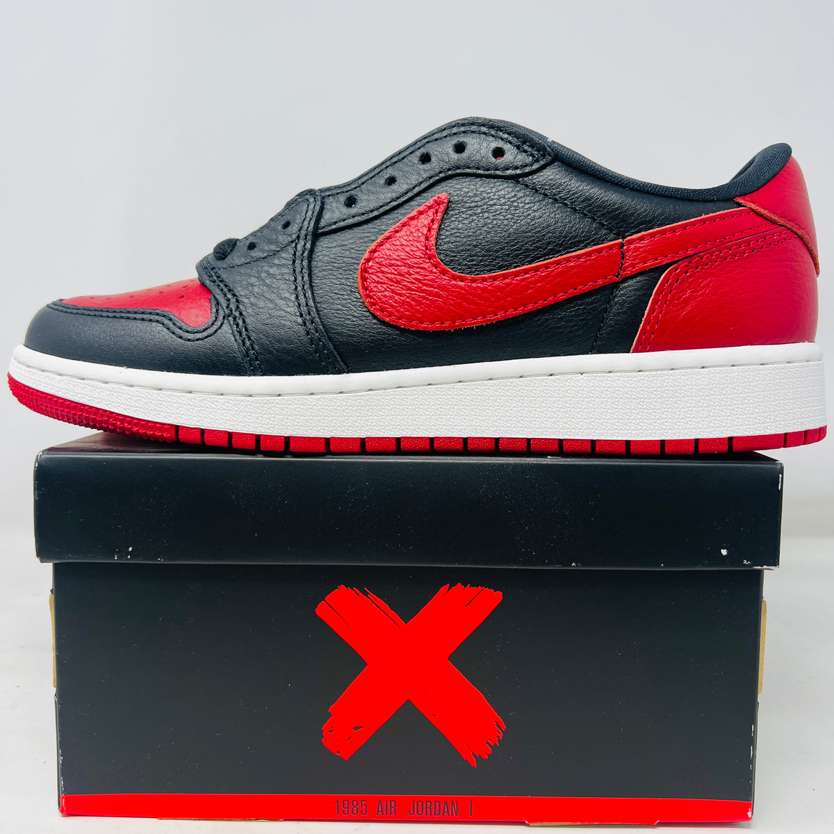 Jordan 1 Retro Low OG Banned (GS)