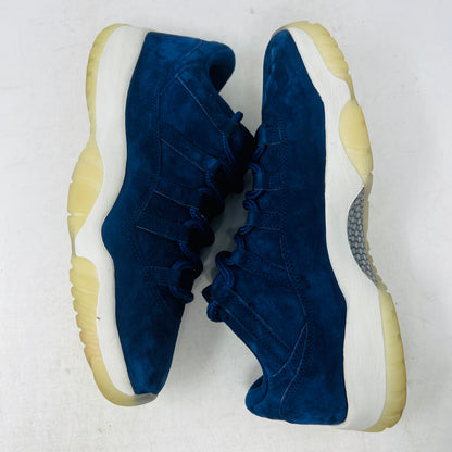 Jordan 11 Retro Low Derek Jeter RE2PECT