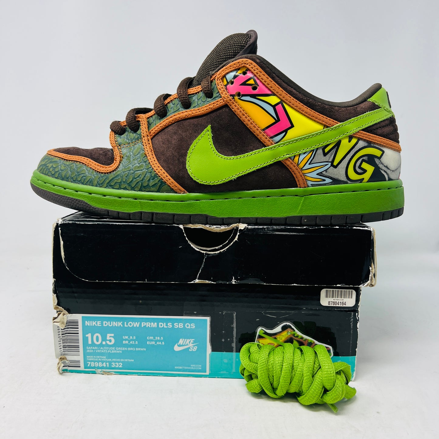 Nike SB Dunk Low De La Soul (2015)