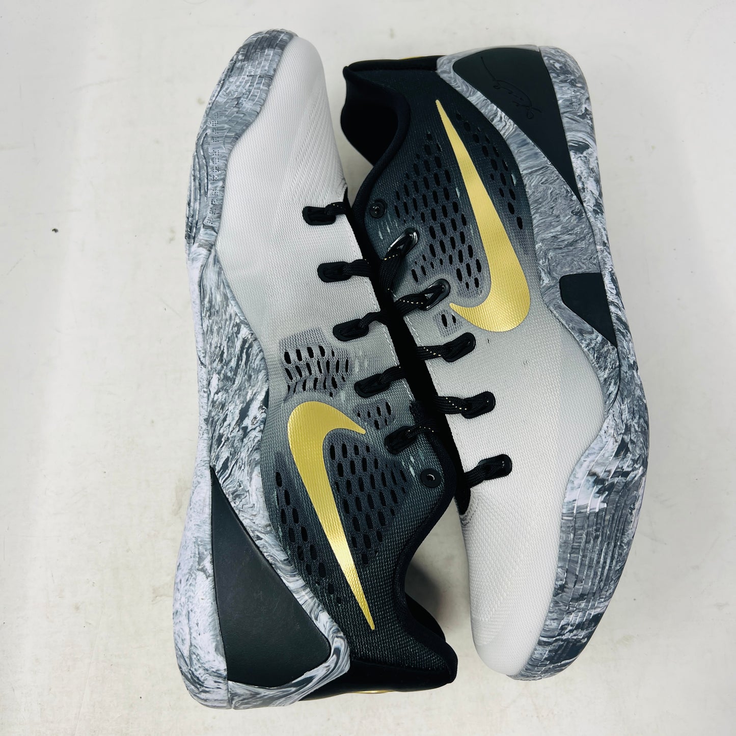 Nike Kobe 9 EM Low Protro Mambacita