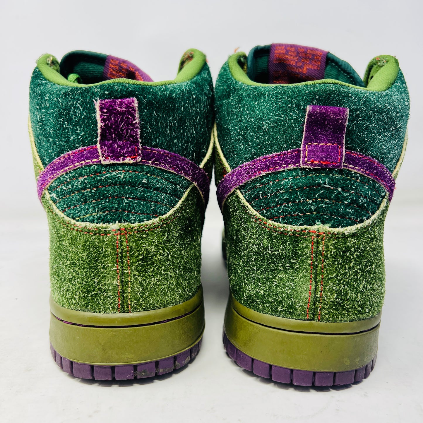 Nike SB Dunk High Skunk 420