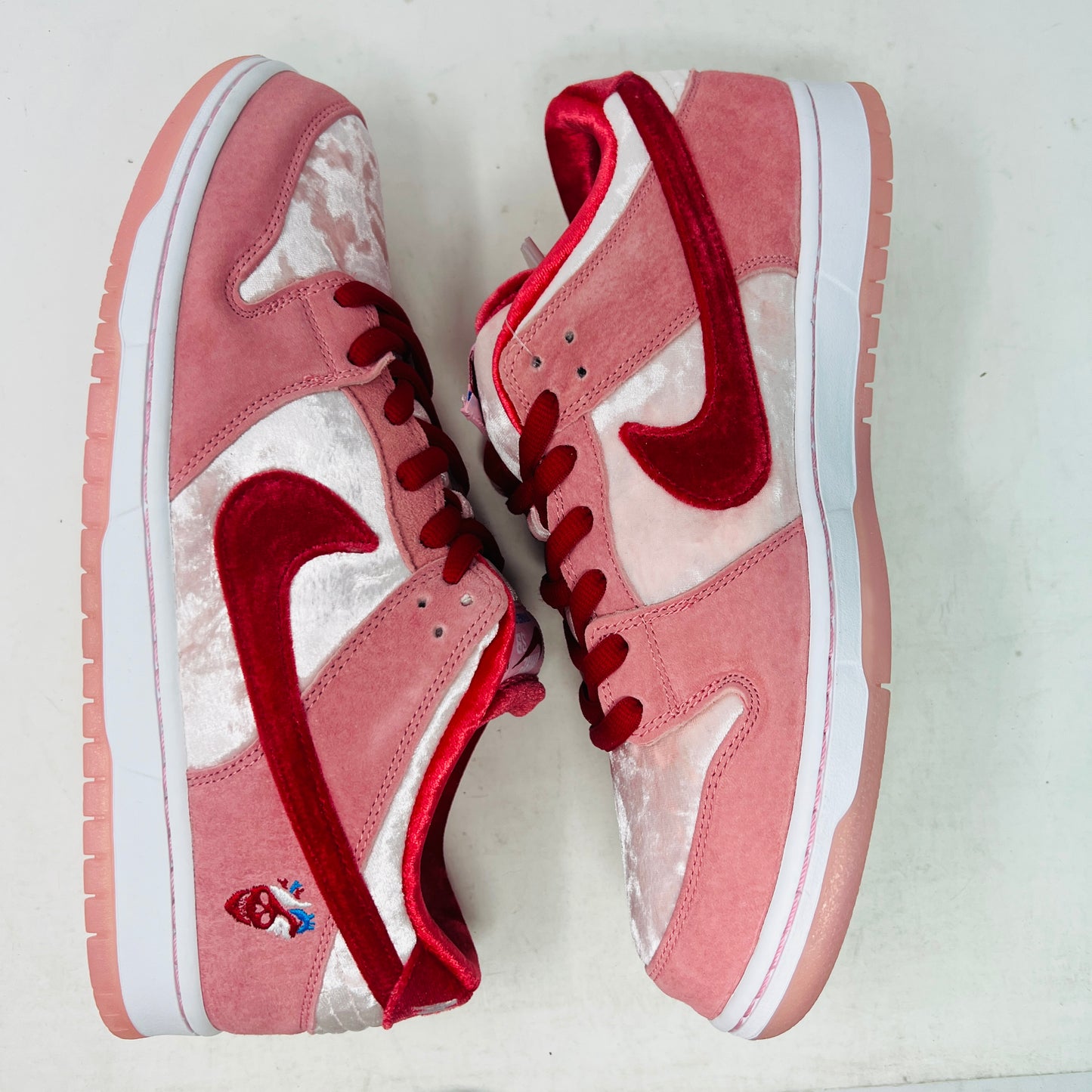 Nike SB Dunk Low StrangeLove Skateboards