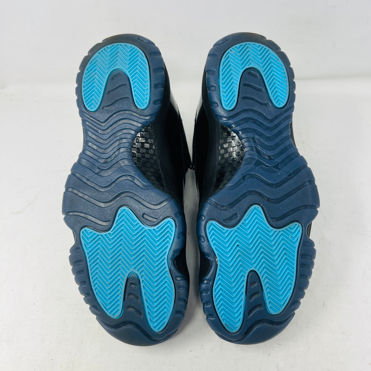 Jordan 11 Retro Gamma Blue (2025)