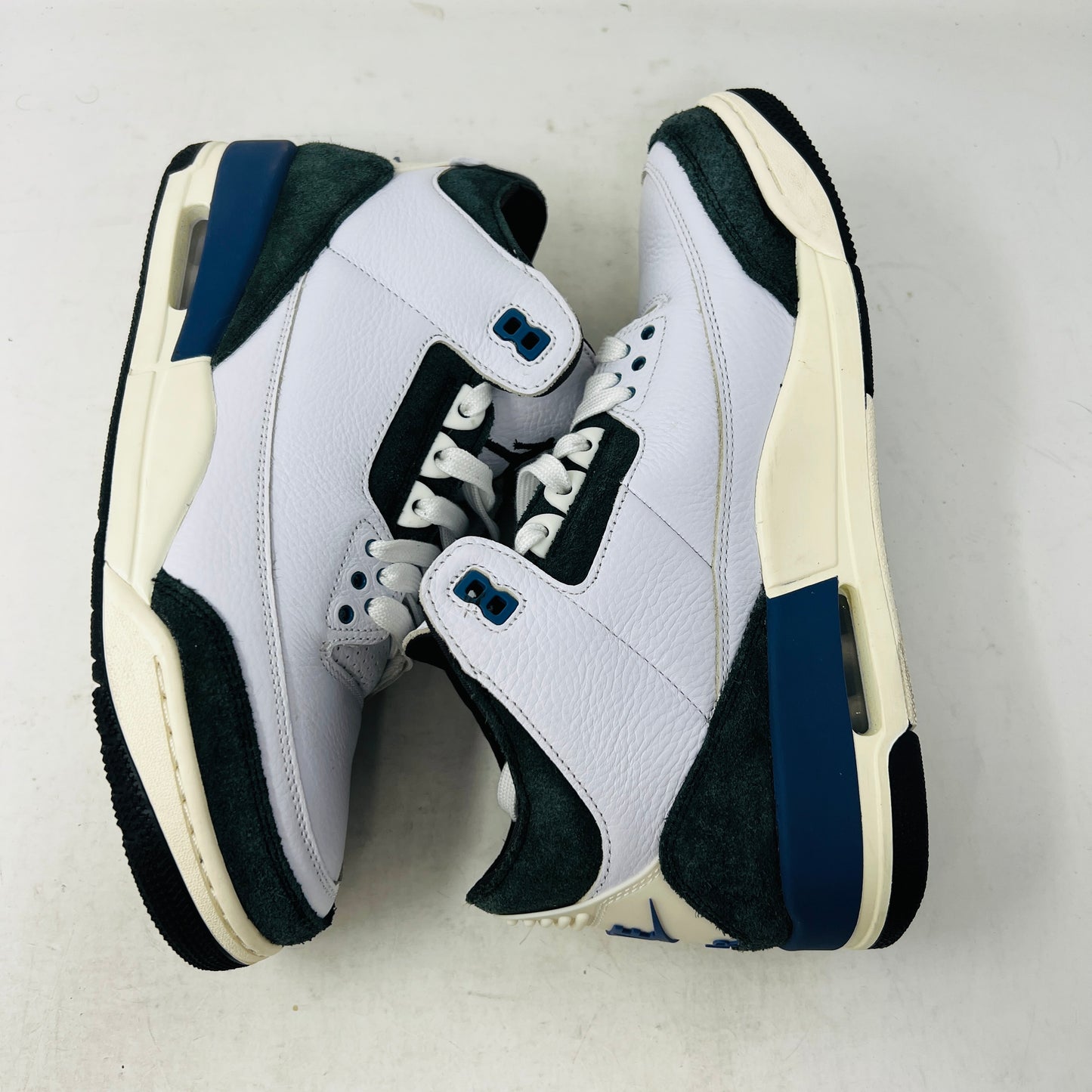 Jordan 3 Retro OG SP A Ma Maniére Diffused Blue