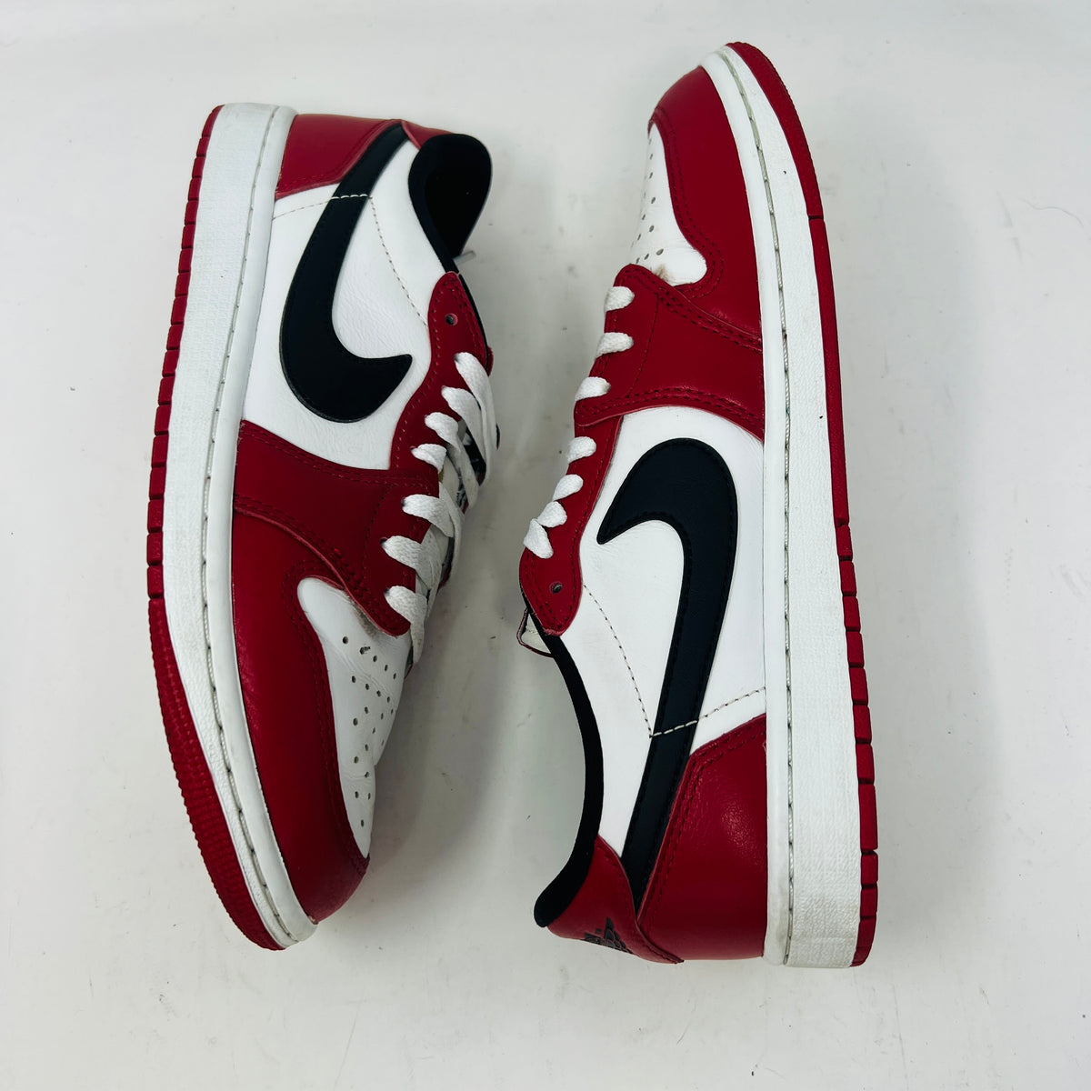 Jordan 1 Retro Low OG Chicago