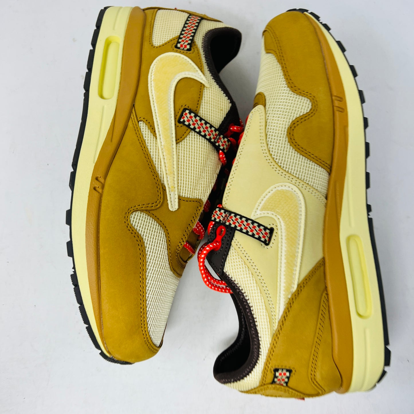 Nike Air Max 1 Travis Scott Cactus Jack Wheat Lemon Drop