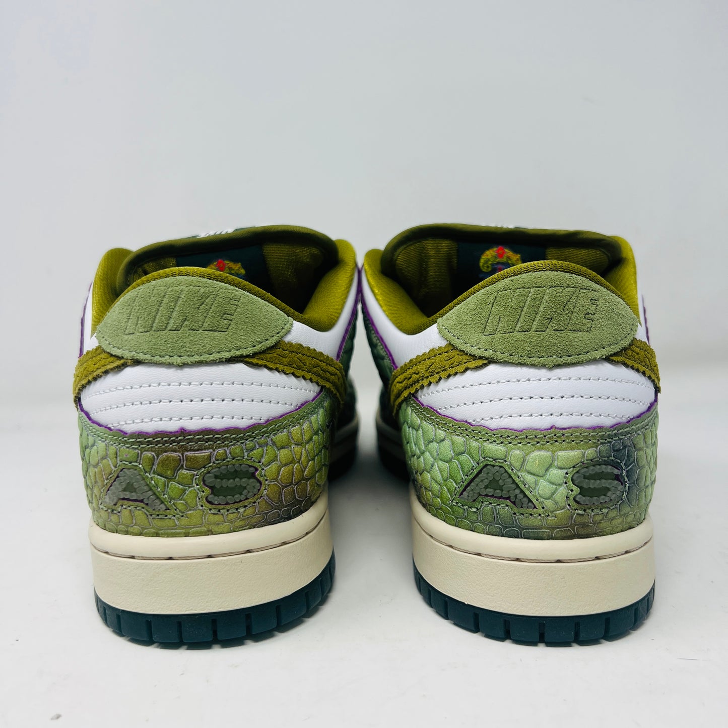 Nike SB Dunk Low Alexis Sablone Chameleon