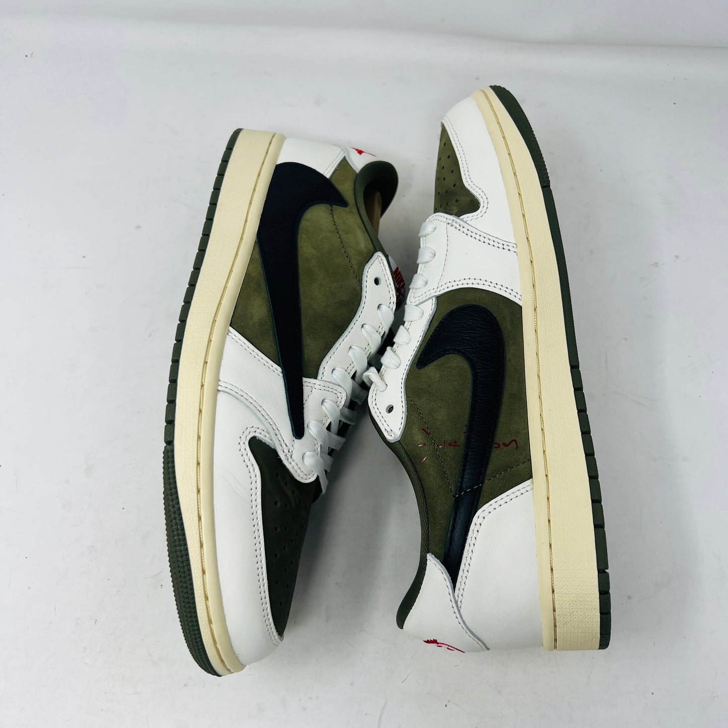 Jordan 1 Retro Low OG SP Travis Scott Medium Olive