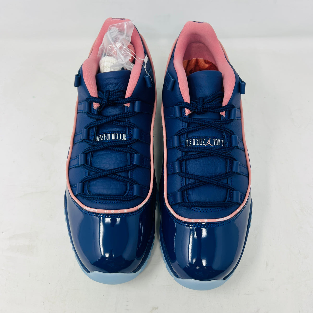 Jordan 11 Retro Low APB Binary Blue