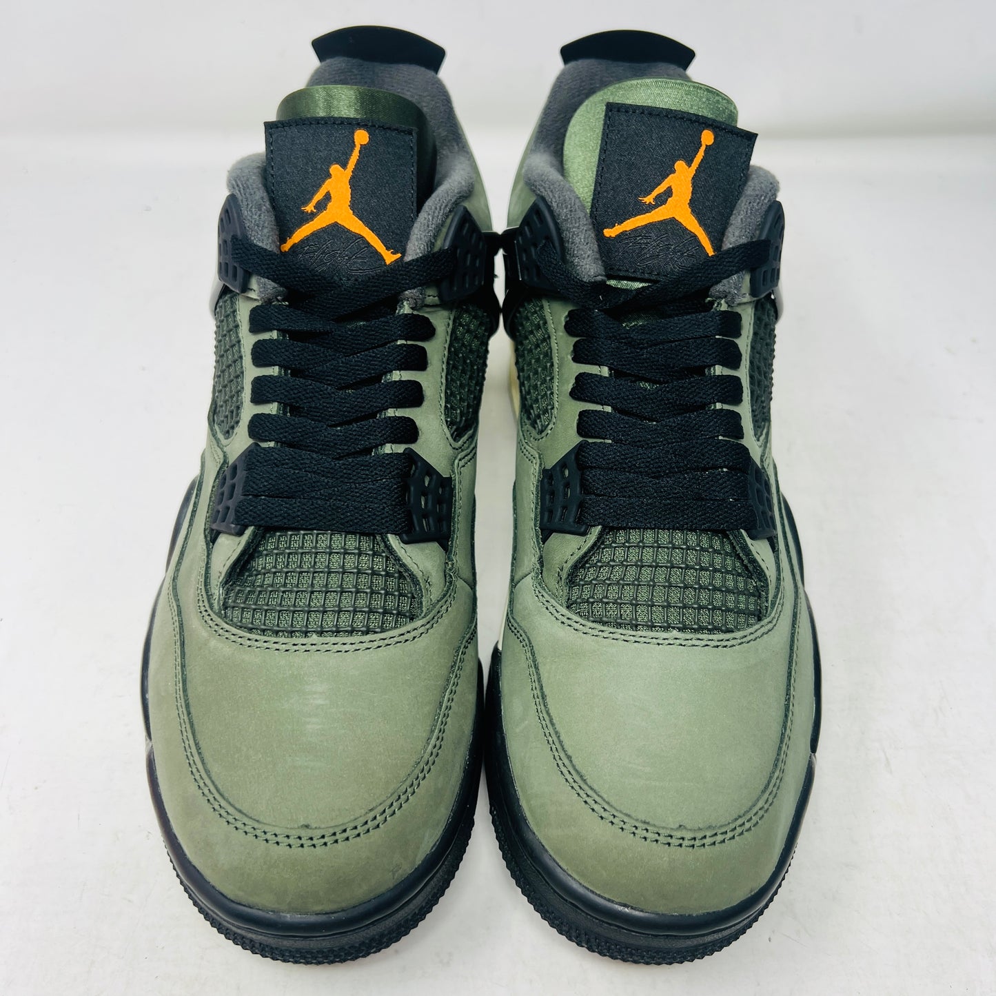 Jordan 4 Retro OG SP Undefeated (2025)