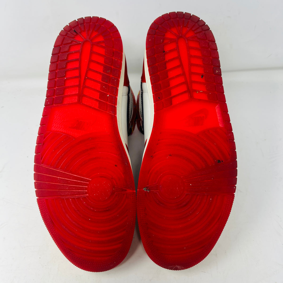 Jordan 1 Retro High OG Spider-Man Across the Spider-Verse