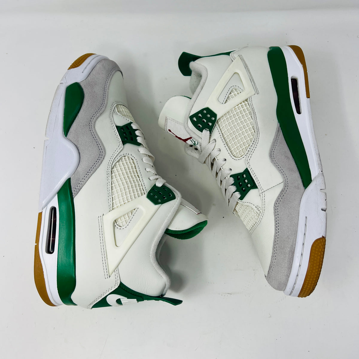 Jordan 4 Retro SB Pine Green