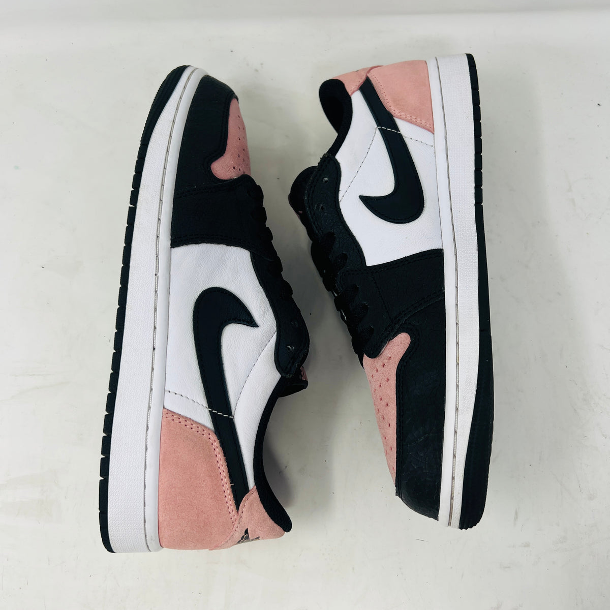 Jordan 1 Low OG Bleached Coral