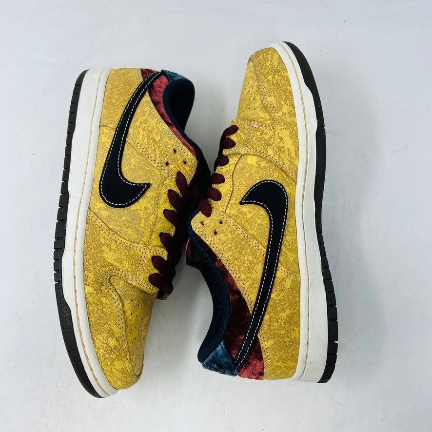 Nike SB Dunk Low City of Cinema