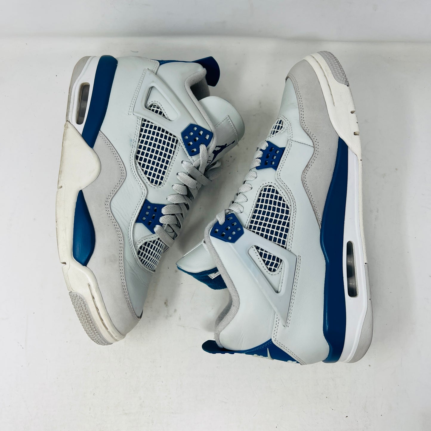Jordan 4 Retro Military Blue (2024)