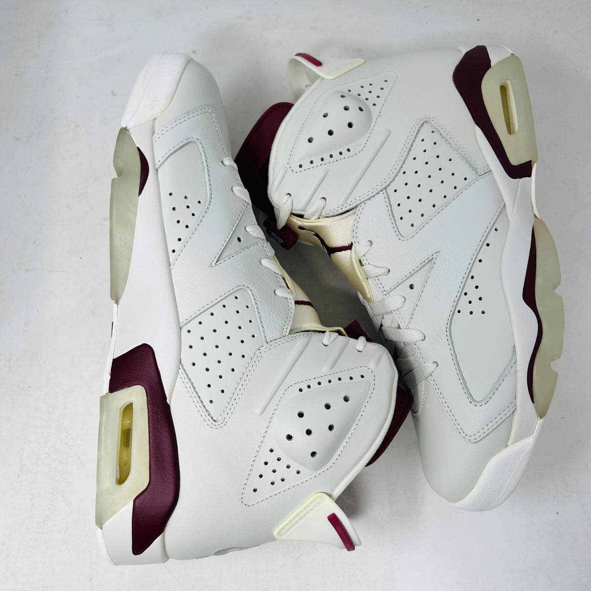 Jordan 6 Retro Maroon (2015)