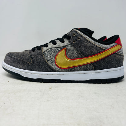 Nike SB Dunk Low Beijing Metallic Gold