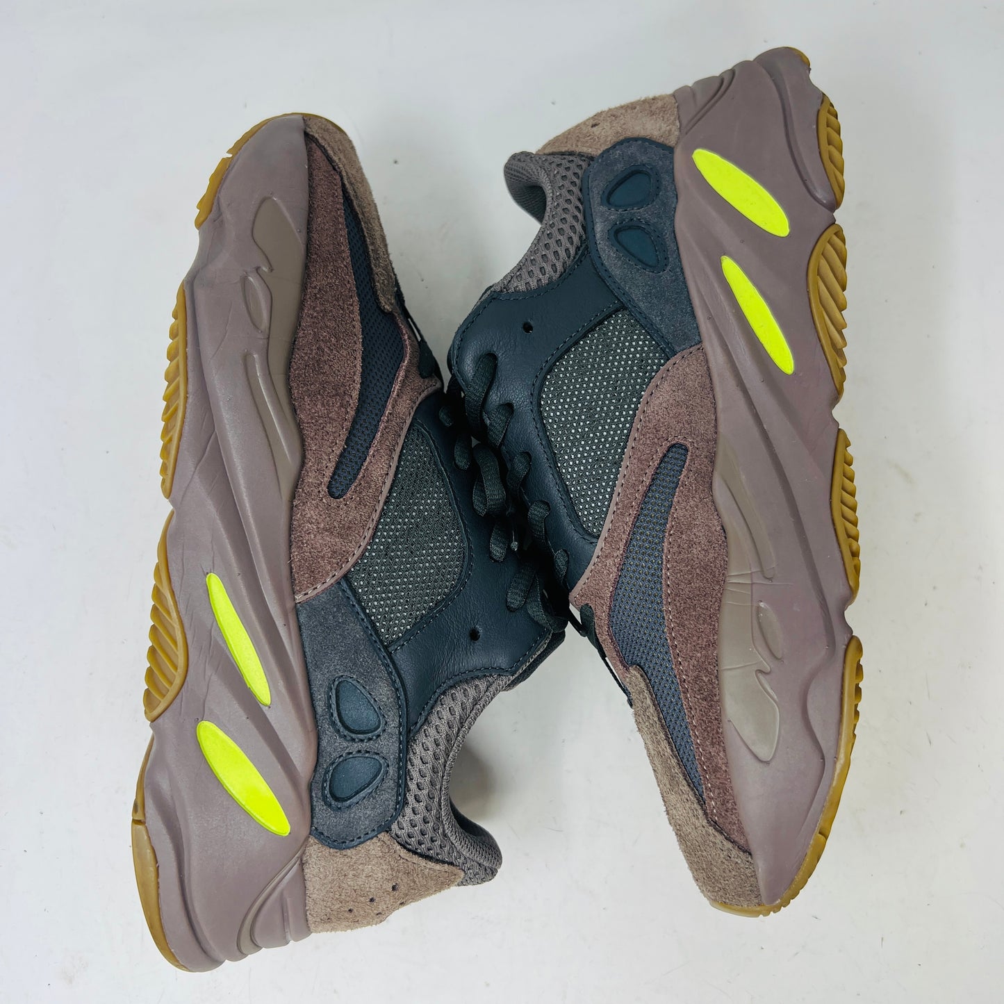 adidas Yeezy Boost 700 Mauve