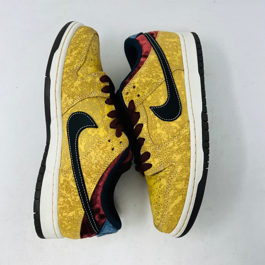 Nike SB Dunk Low City of Cinema
