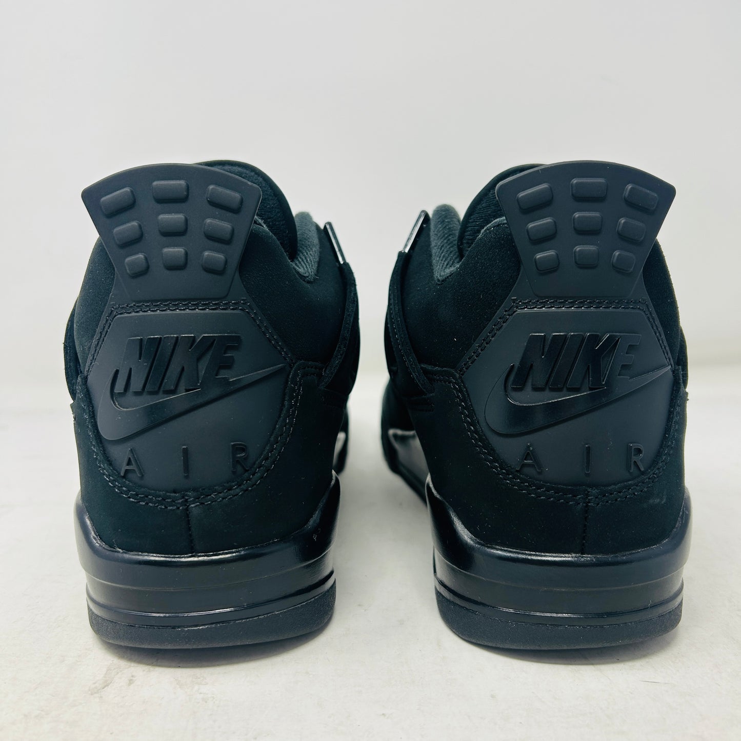 Jordan 4 Retro Black Cat (2025)