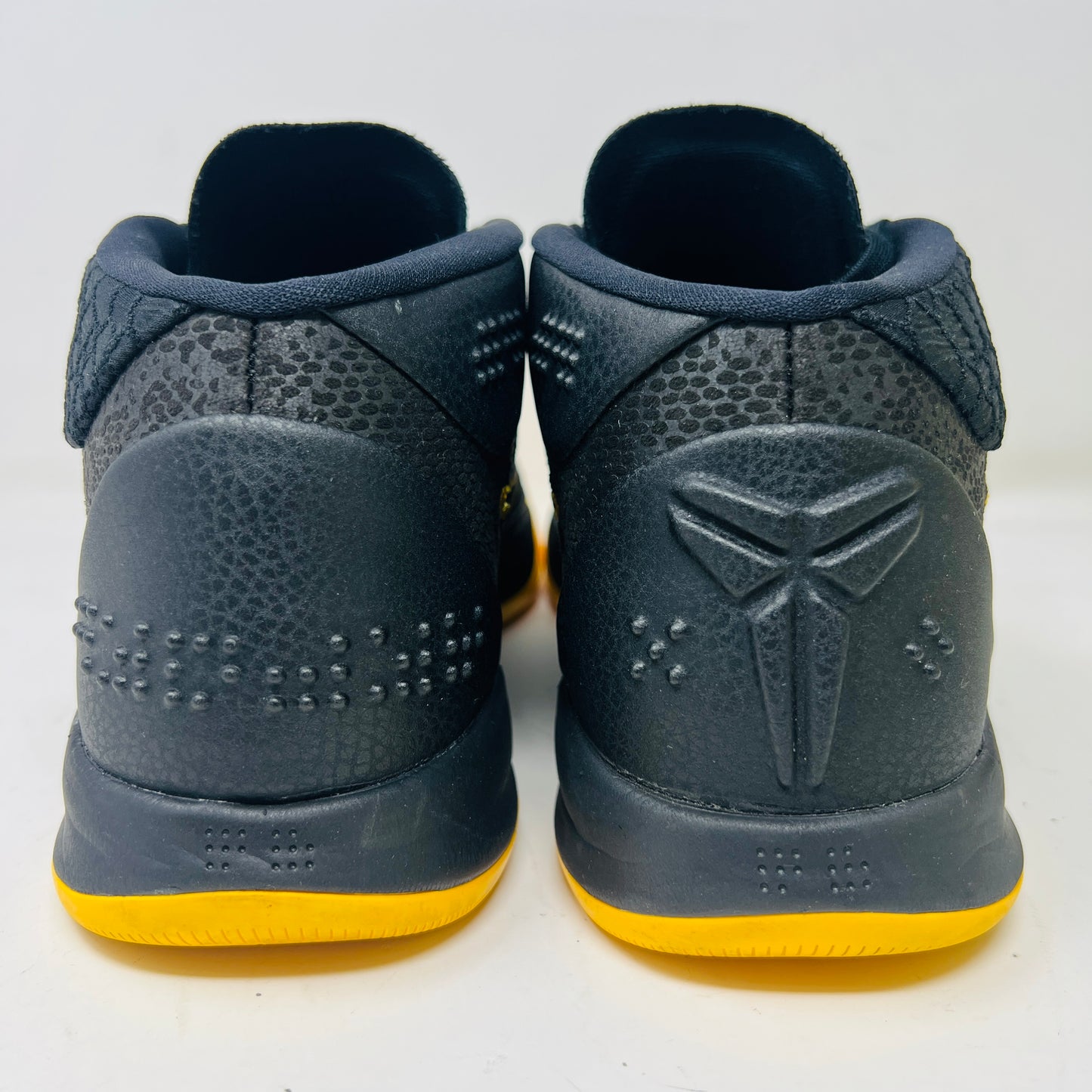 Nike Kobe A.D. Mid Lakers Black Mamba