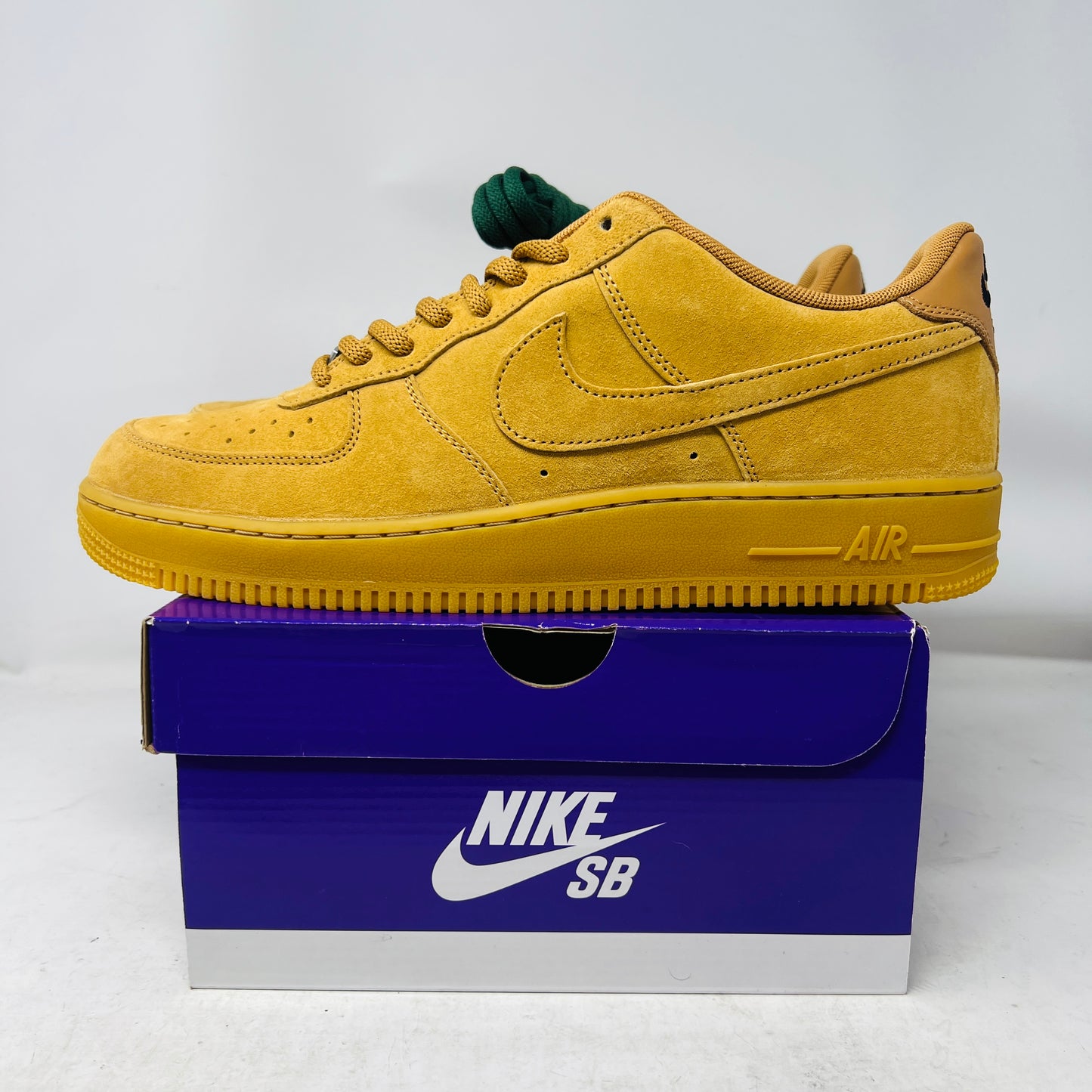 Nike Air Force 1 Low SB Flax