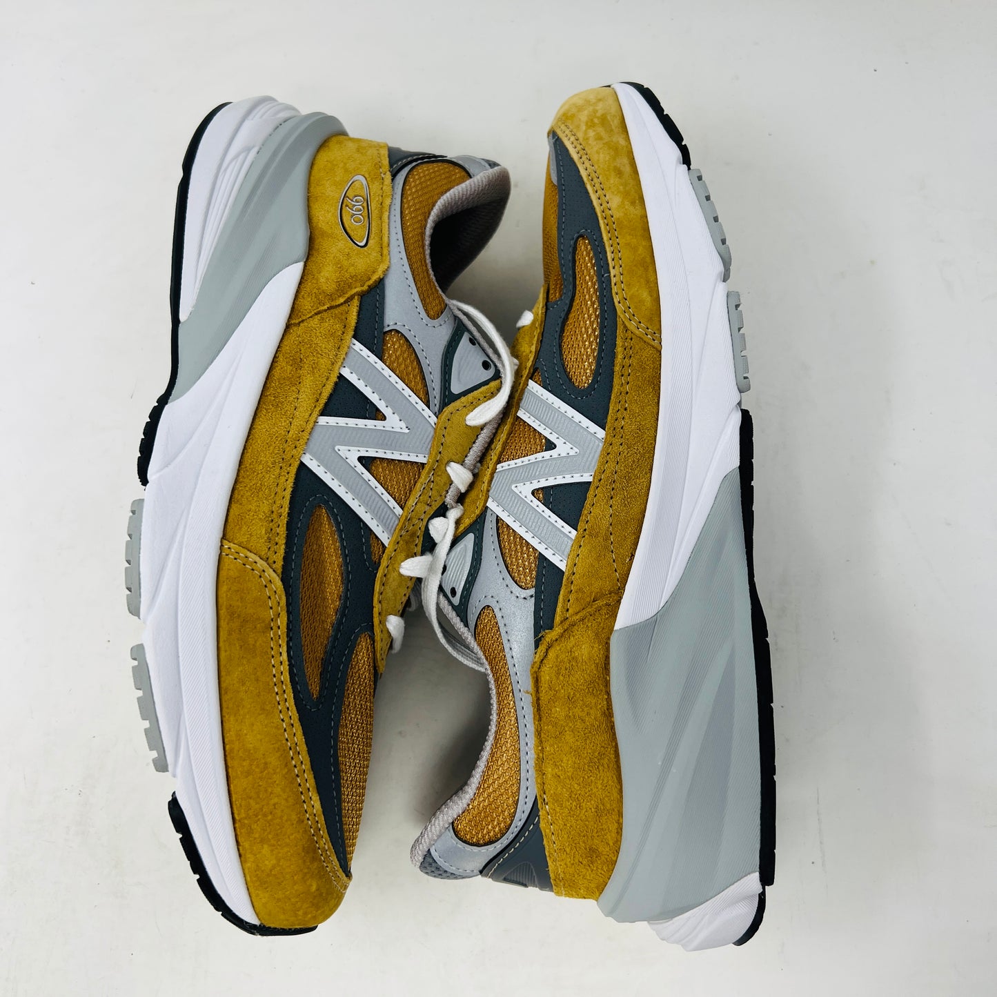 New Balance 990v6 MiUSA Workwear Grey