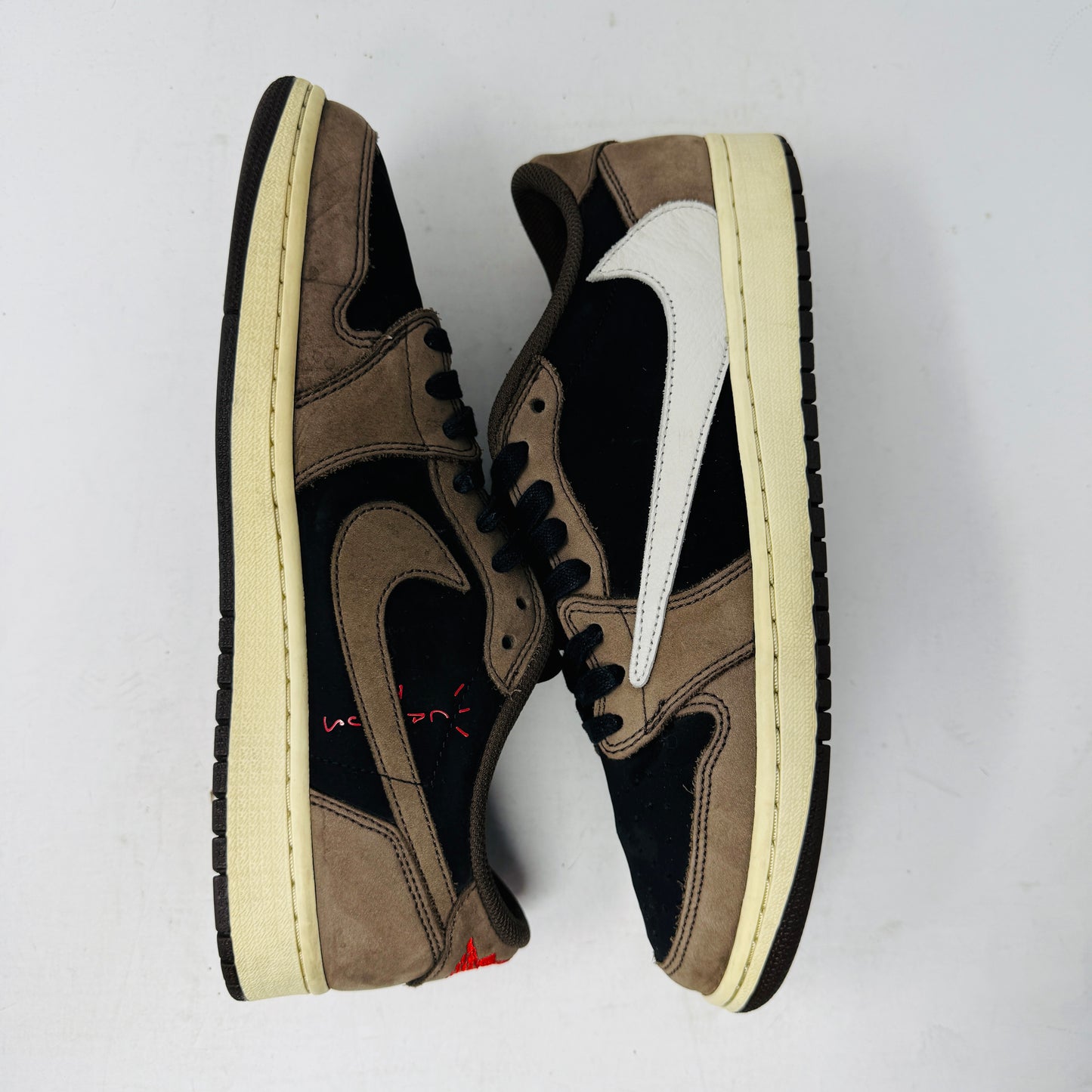 Jordan 1 Retro Low OG SP Travis Scott Mocha