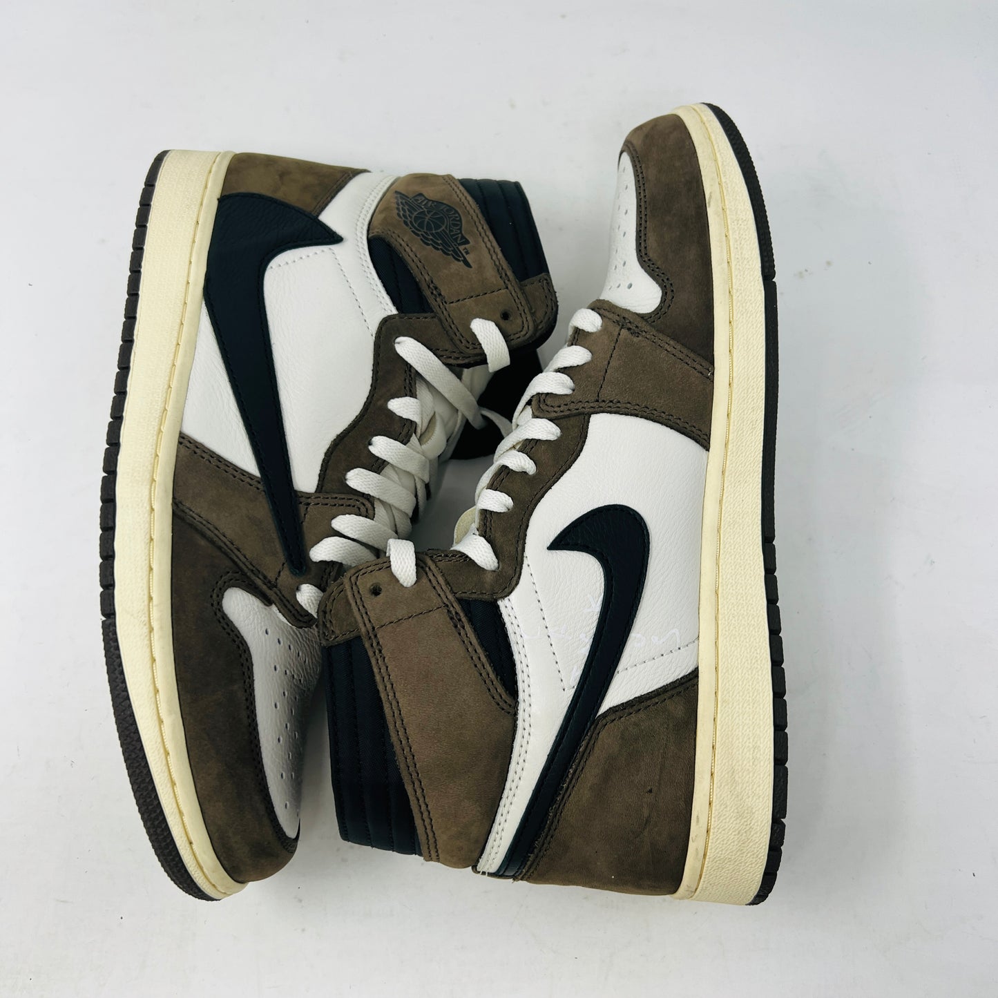 Jordan 1 Retro High OG SP Travis Scott Mocha