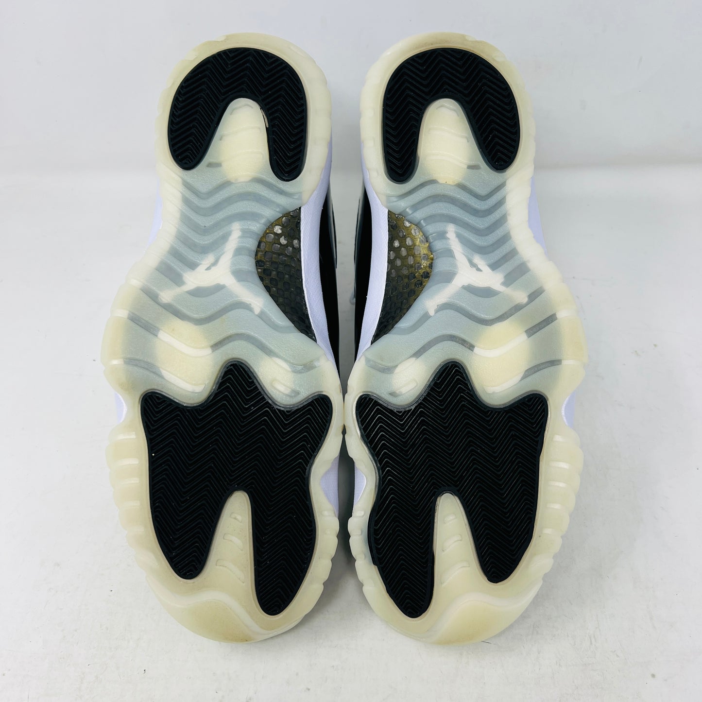 Jordan 11 Retro DMP Gratitude (2023)