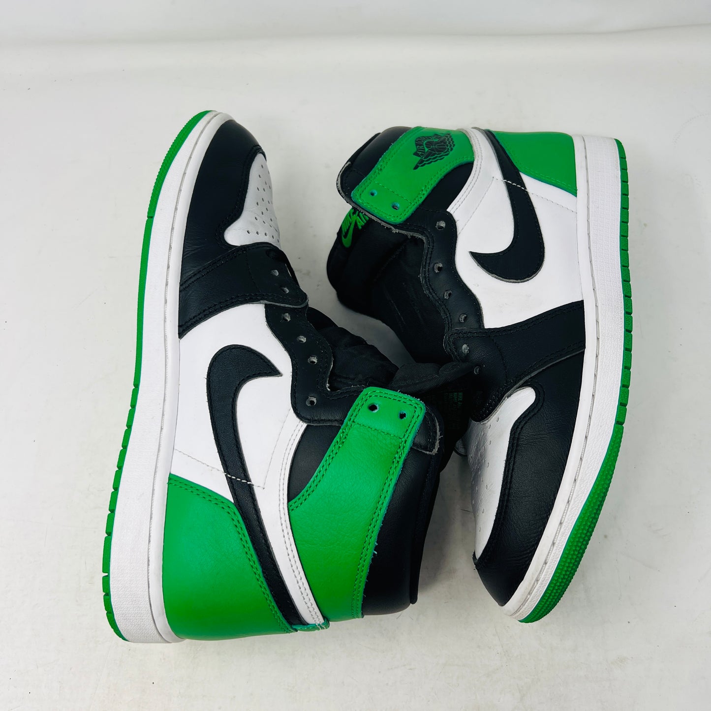 Jordan 1 Retro High OG Lucky Green