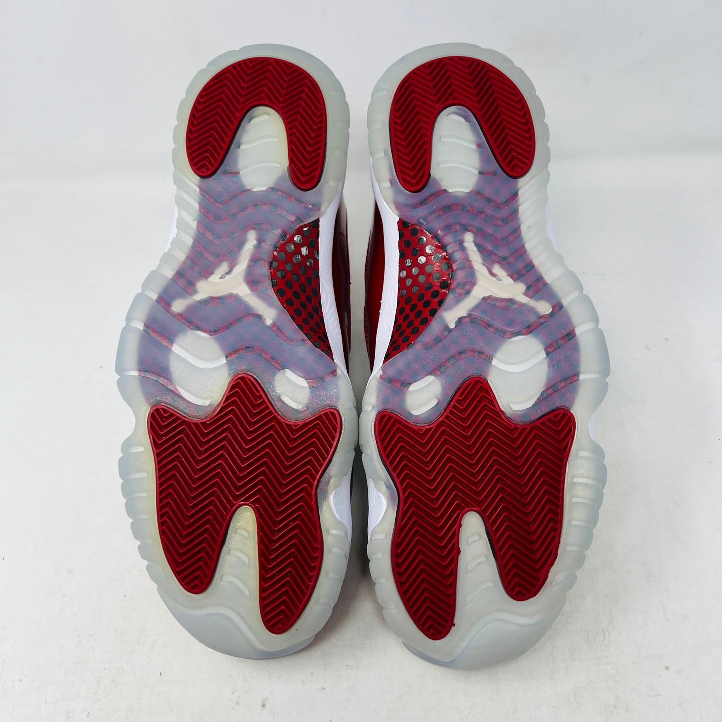 Jordan 11 Retro Cherry (2022)