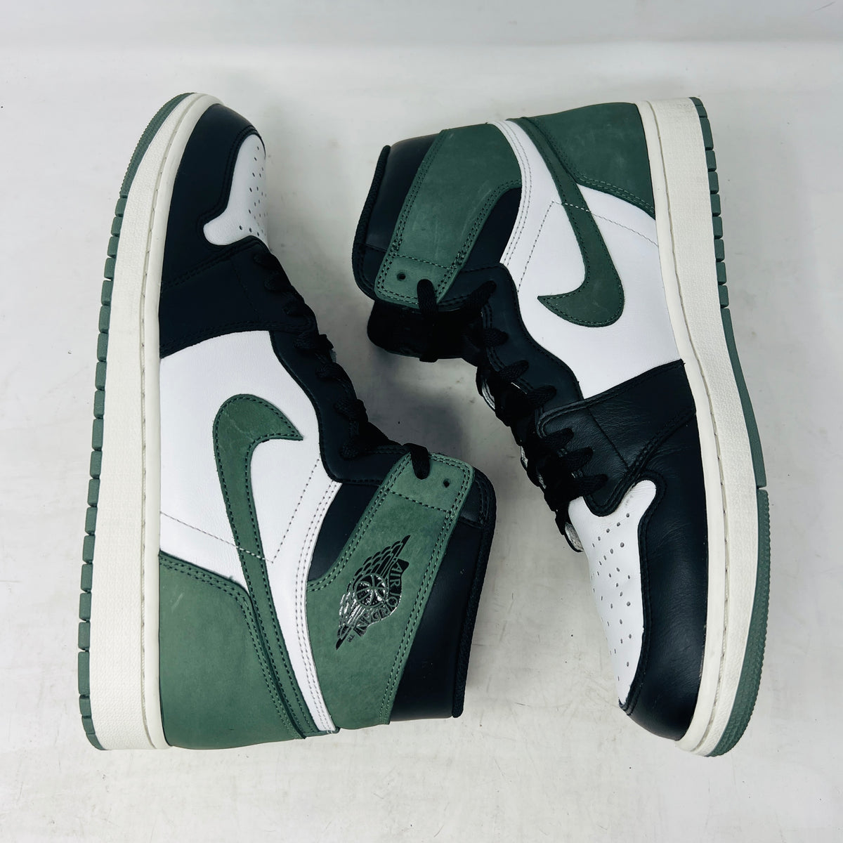 Jordan 1 Retro High Clay Green