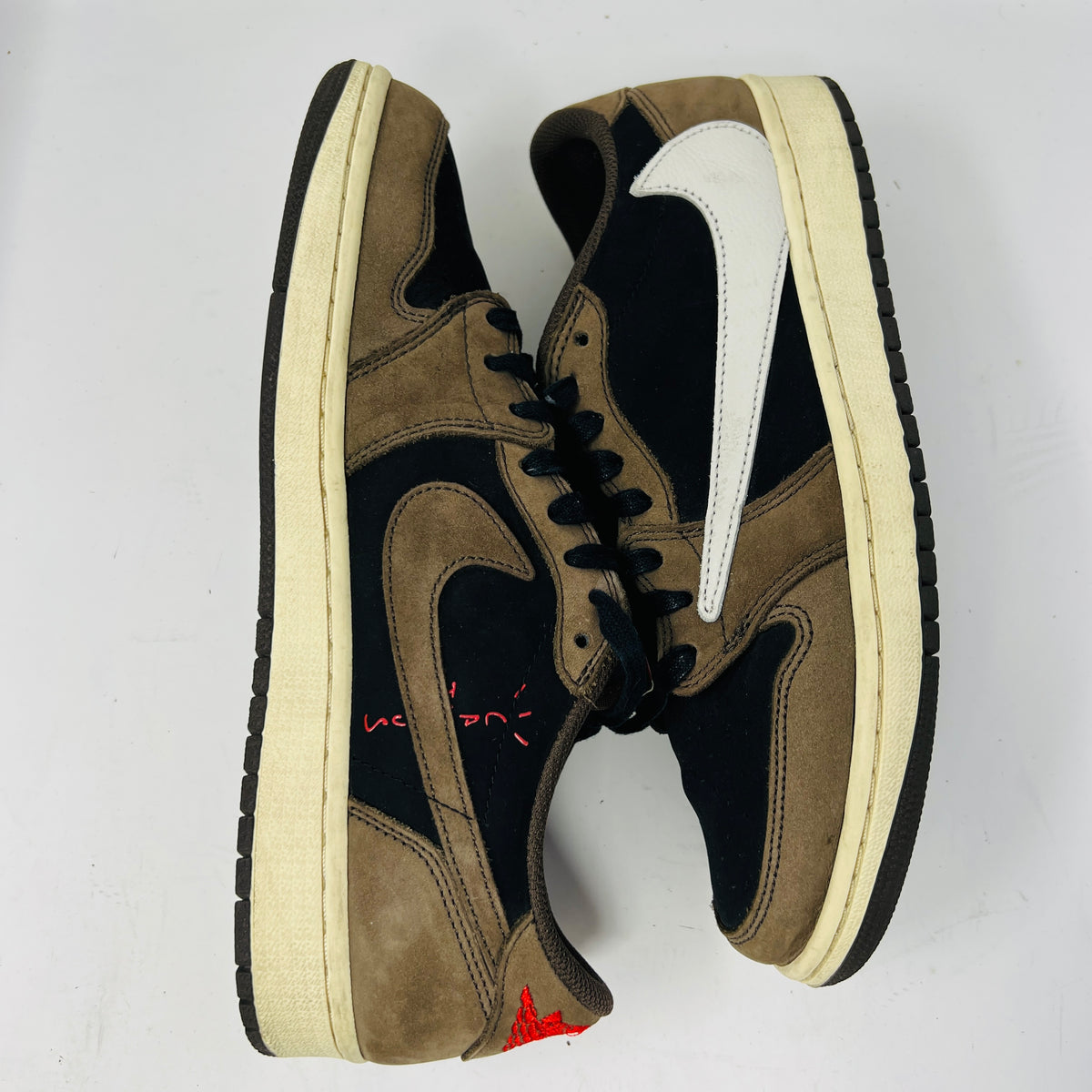 Jordan 1 Retro Low OG SP Travis Scott Mocha