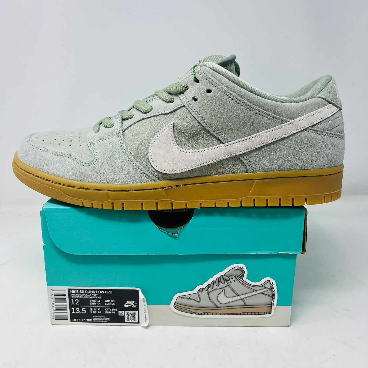 Nike SB Dunk Low Island Green Gum