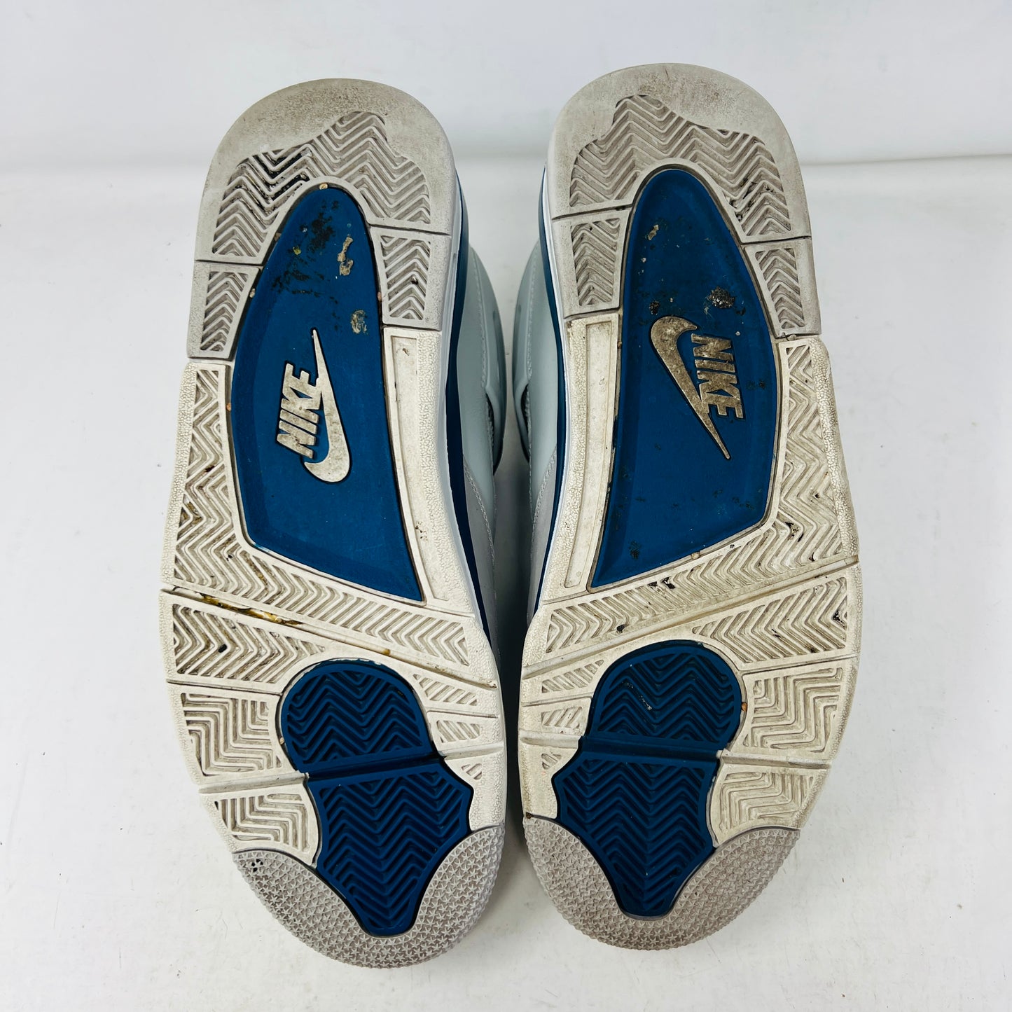 Jordan 4 Retro Military Blue (2024)