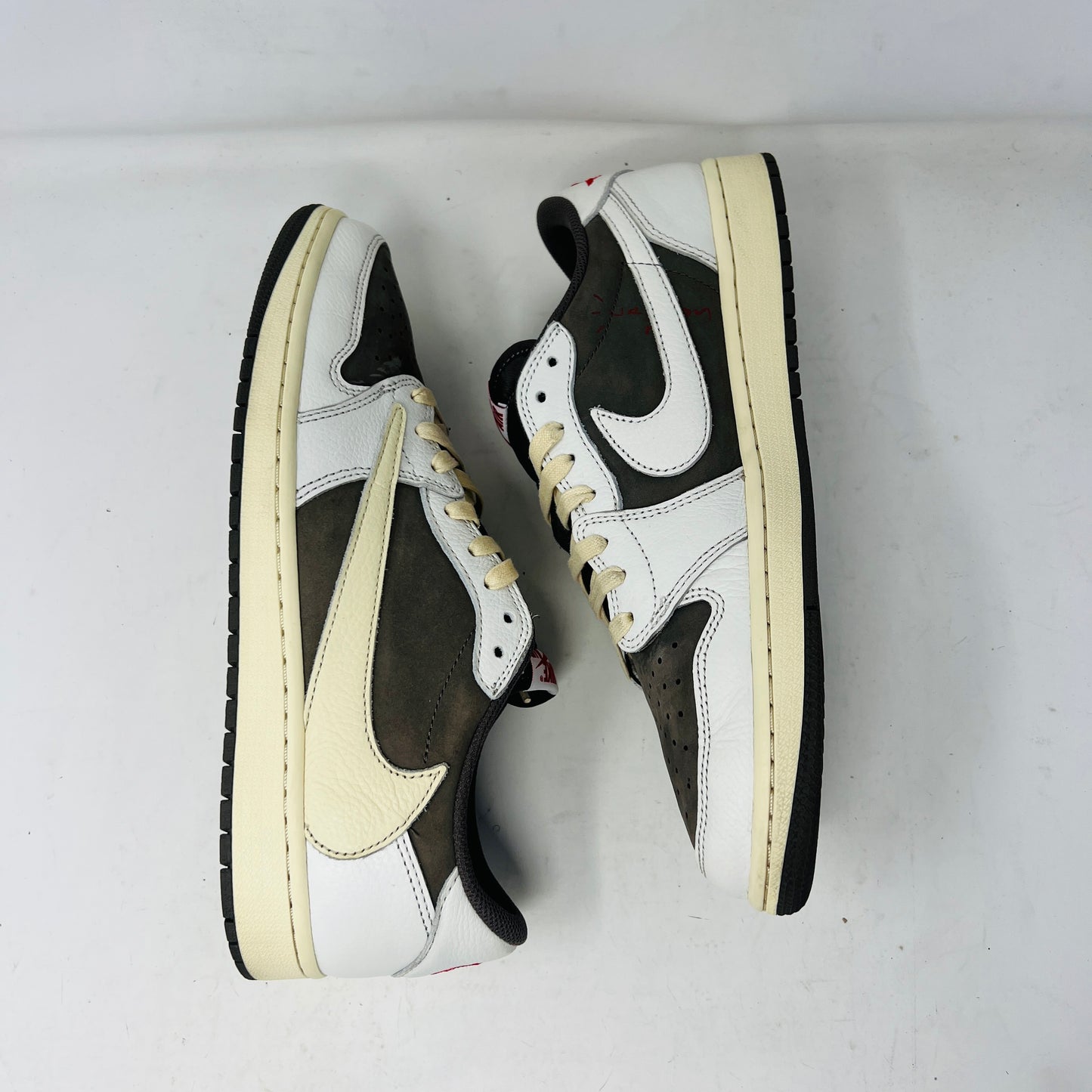 Jordan 1 Retro Low OG SP Travis Scott Reverse Mocha