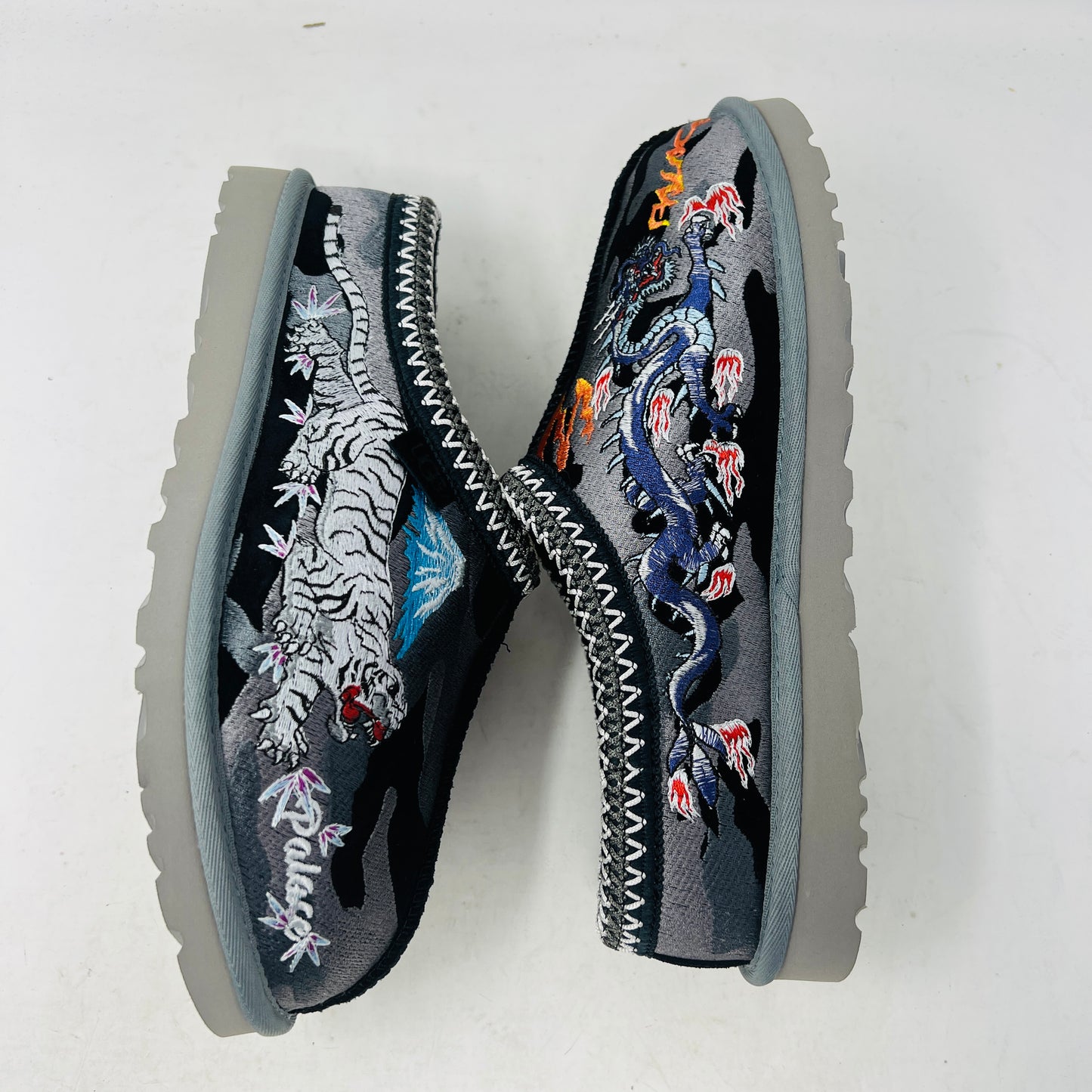 UGG Tasman Slipper Palace Black Camo