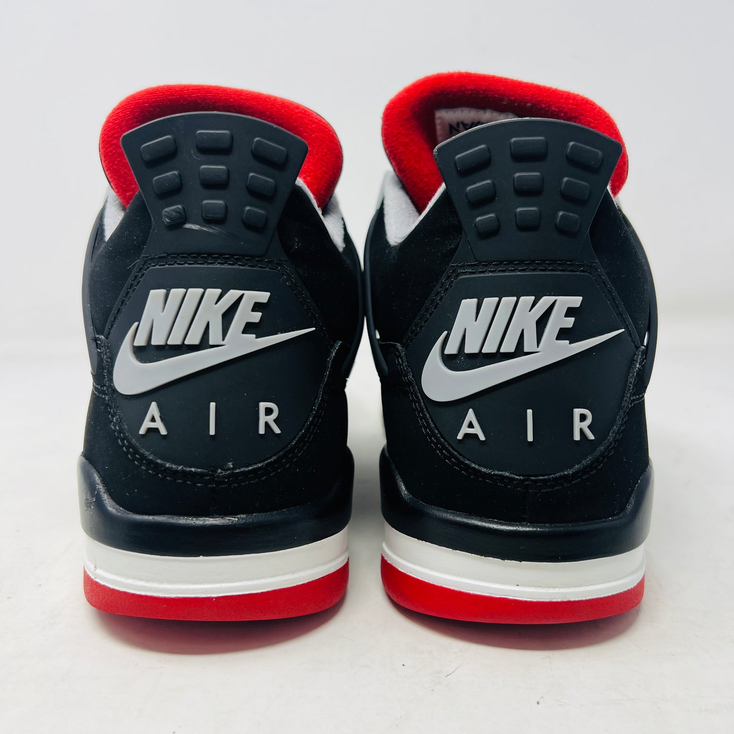 Jordan 4 Retro Bred (2019)