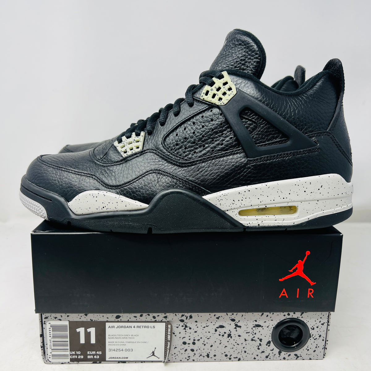 Jordan 4 Retro Oreo (2015)